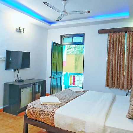Fusion Resorts Candolim Esterno foto